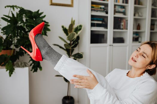 2025’s Footwear Unicorn: Comfortable Heels That Survive 10K Steps